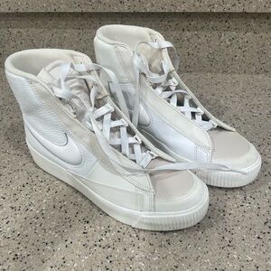 Nike Blazer Mid Victory Shoes